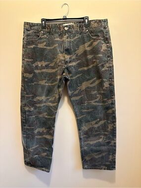 Noiz Men's Premium Quality Camo Green Hunting Denim Jeans 44 X 32 **See Desc**